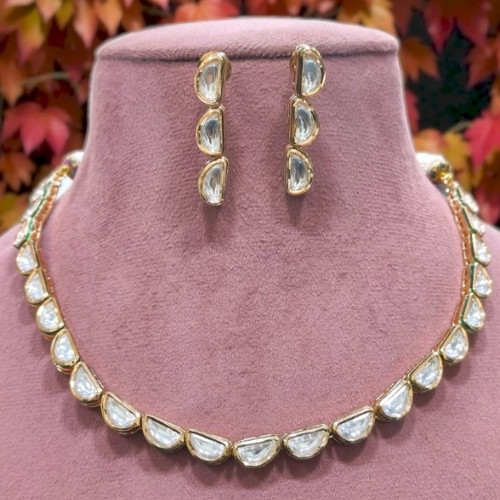Sweet Glow Beaded Pendant Set