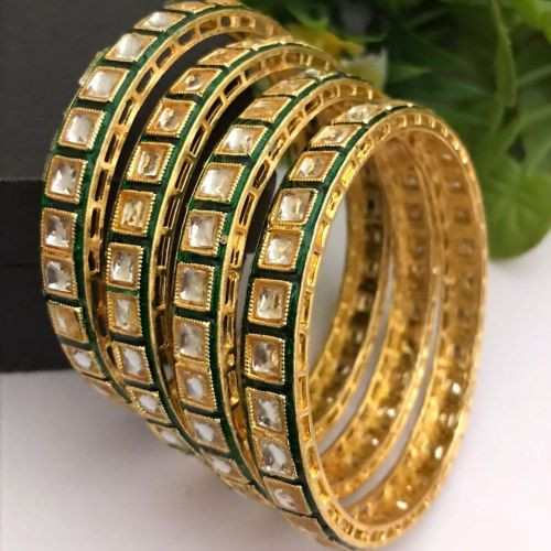 Classic Shine Gold Bangle